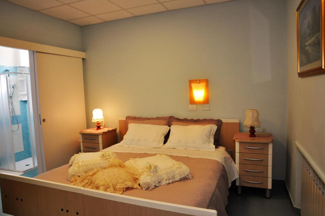 Albergo Rio Canistro Luaran gambar