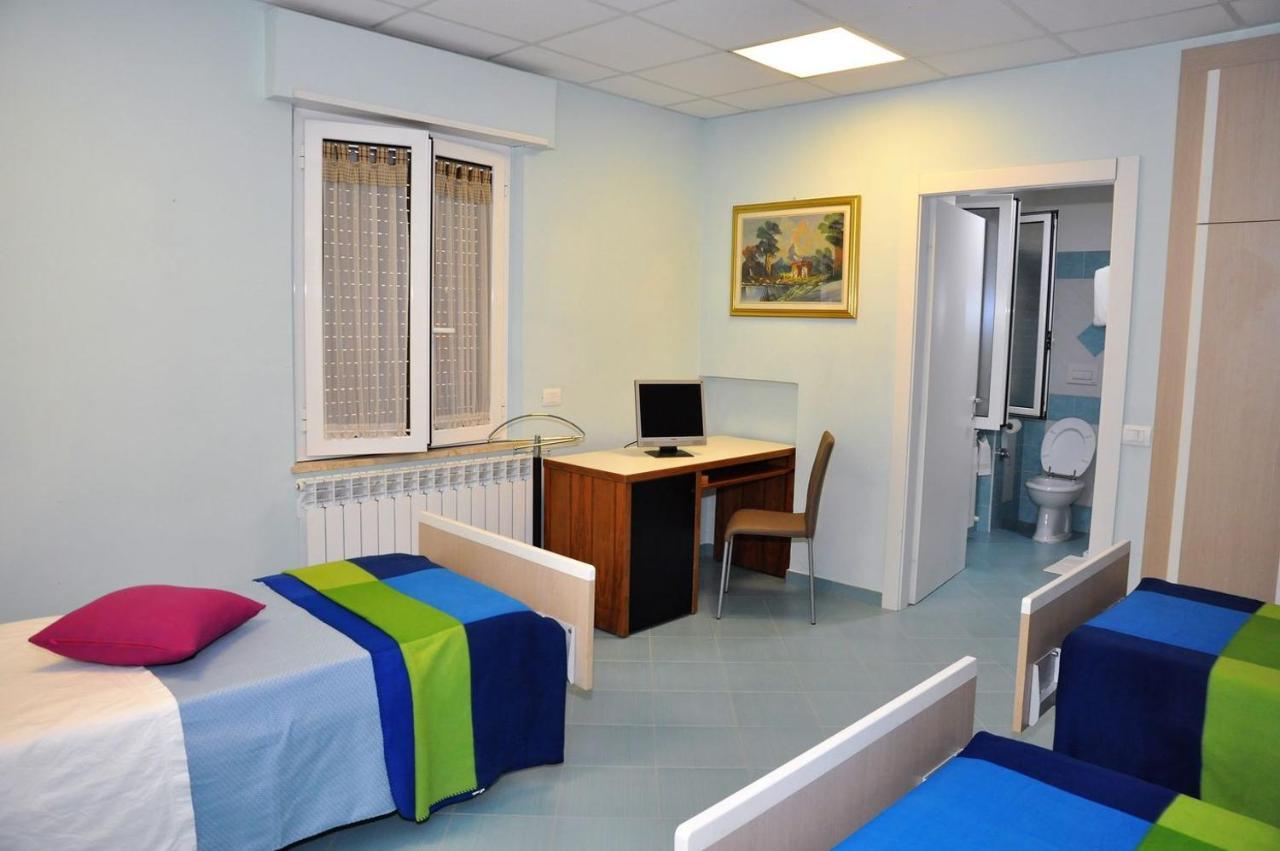 Albergo Rio Canistro Luaran gambar